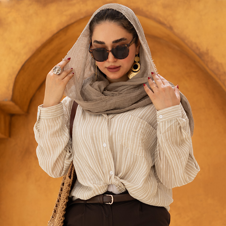 شومیز راه راه رنگ کرم برند KTN